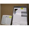 Image 1 : SCALE, NEW BATHROOM TOILET SEAT