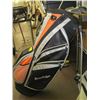 Image 2 : GOLF BAG WITH 4 CLUBS