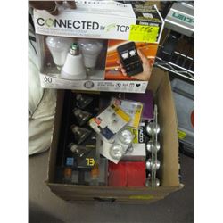 BOX OF ASSORTED LIGHT BULBS