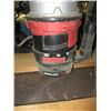 Image 2 : CRAFTSMAN ROUTER TABLE WITH CRAFTSMAN ROUTER WITH ACCESSORIES