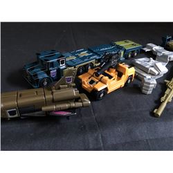 TRANSFORMERS TOY LOT