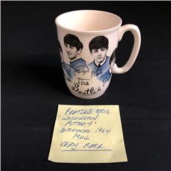 VERY RARE THE BEATLES ORIGINAL "WASHINGTON POTTERY" MUG (1964)