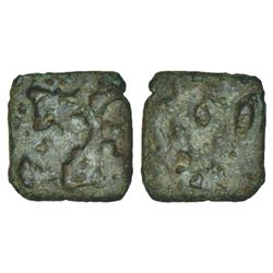 Mughals: Akbar (1556-1605 AD), gold mohur, 10.91g, Lahore mint