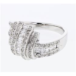 0.85 CTW Diamond Ring 18K White Gold - REF-104K8W