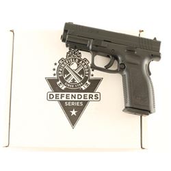 Springfield XD-9 9mm SN: AT157490