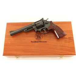 Smith & Wesson 29-10 .44 Mag SN: DAX9207