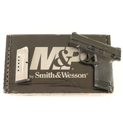 Smith & Wesson M&P9 Shield M2.0 9mm