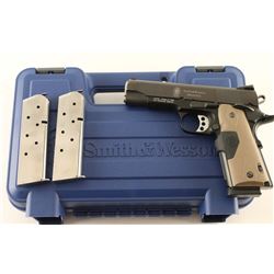 Smith & Wesson SW1911PD .45 ACP SN: JRH3585