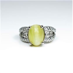 Captivating RARE Chrysoberyl Cats Eye