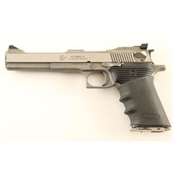 AMT Automag II .22 Mag SN: M20138