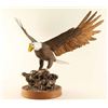 Image 3 : Beautiful Carved Eagle