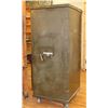 Image 1 : Antique Gun Safe