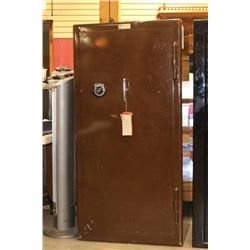 Vintage Pro Steel Safe