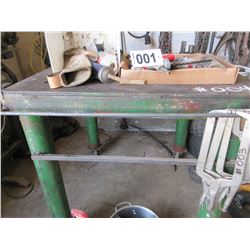 3' X 3' ROLLING TABLE