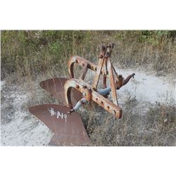 3 PT - 2 BOTTOM PLOW