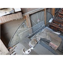 APPROX. 8' ARCHED GLASS