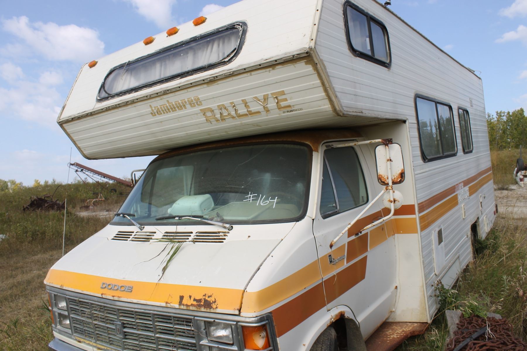 1979 DODGE JAMBOREE 23 RALLY MOTORHOME (WAS RUNNING WHEN PARKED - AS IS)