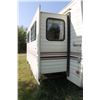 Image 13 : 1994 COBRA SIERRA 27' FIFTH WHEEL HOLIDAY TRAILER