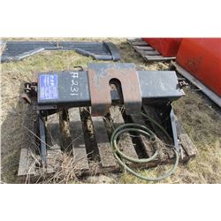 DSP FIFTH WHEEL HITCH