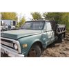 Image 1 : 1970 GREEN CHEV 1 TON C/W GRAVEL BOX (AS IS - PARKED FOR SEVERAL YEARS)
