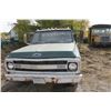 Image 2 : 1970 GREEN CHEV 1 TON C/W GRAVEL BOX (AS IS - PARKED FOR SEVERAL YEARS)