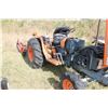 Image 3 : KUBOTA B8200 FWA TRACTOR