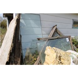 GLASS ALONG BUILDING & INSULATION