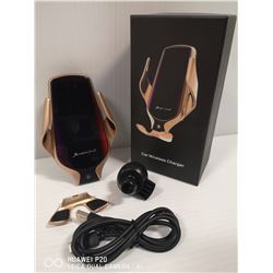 SIMPLE FAST CAR WIRELESS CHARGER.