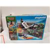 Image 2 : PLAYMOBIL WEEKEND WARRIOR OPEN BOX AS IS