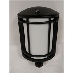 CAMBRIDGE BATTERY POWERED PIR MOTION LIGHT