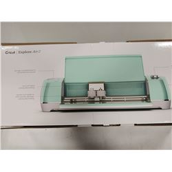 SMART CUTTING MACHINE CRICUT EXPLORE AIR 2