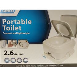 CAMCO PORTABLE TOILET 2.6 GALLON