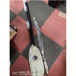 LOT OF 2 ANGLERS BOAT ORES/ W QUANTUM