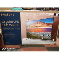 SAMSUNG CRYSTAL UHD 43" SMART TV