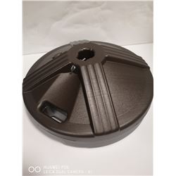 WATER FILLABLE REAL TREE STAND.