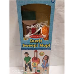 6 PIECE MELISSA & DOUG DUST SWEEP AND MOP