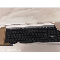 BAKTH GAMING KEYBOARD AND MOUSEPAD