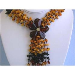 6049 Amber Necklace