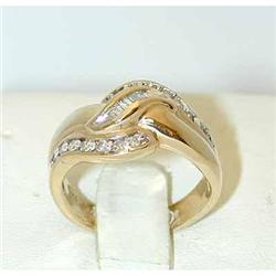 7078 10K Gold Diamond Ring