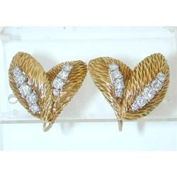 392 VCA 18K Gold Diamond Earrings