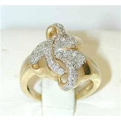 7168 10K Gold Diamond Ring