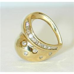 6822 14K Gold Diamond Pendant