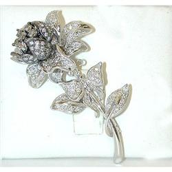 6412 18KW Gold Pin w/ Diamonds