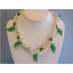 8289 Pearl Necklace with Silver Clasp
