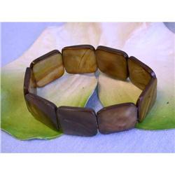 8309 Mother of Pearl Bracelet in Dyed Brown Color