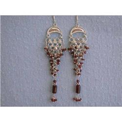 1059 Silver Earrings with Garnet