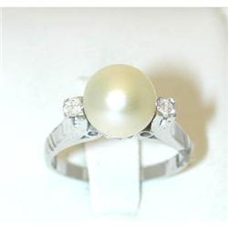 467 14k White Gold Pearl Ring w/Diamond