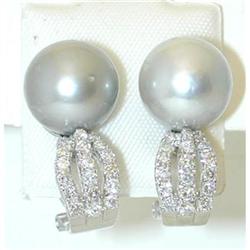 398 18K White Gold Pearl Earrings w/Diamond