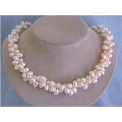 1343 Fresh Water Pearl Necklace