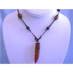 1413 String Necklace with Agate Gemstones